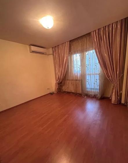 Apartament cu 2 camere semidecomandat, mobilat în Tineretului