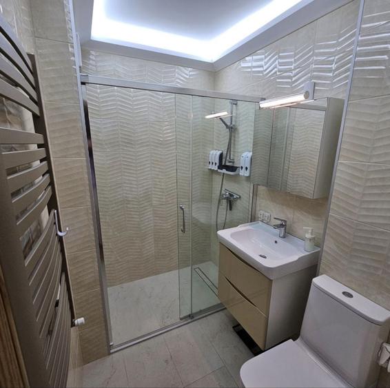 Apartament cu 2 camere semidecomandat în Titan