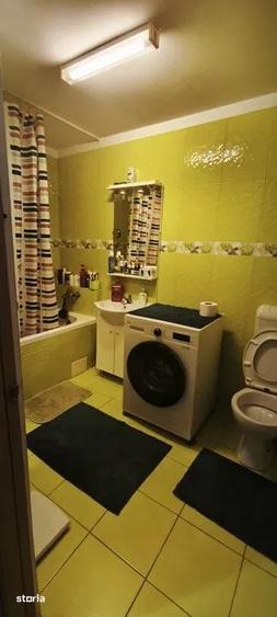 Apartament cu 3 camere în Florești