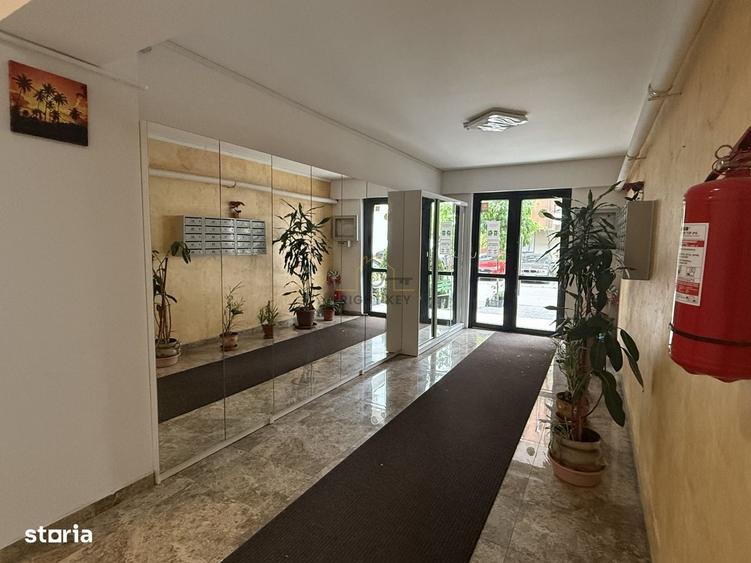 Apartament cu 3 camere decomandat, mobilat în Prelungirea Ghencea