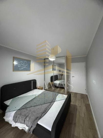Apartament cu 2 camere semidecomandat, mobilat în Semicentral