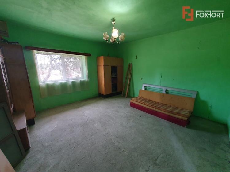 Casă individuală cu 4 camere cu Teren 2208 Mp în Folea