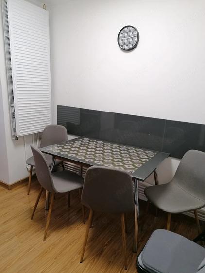 Apartament cu 2 camere decomandat în Traian