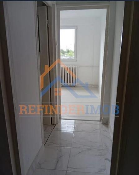 Apartament cu 2 camere decomandat în Berceni