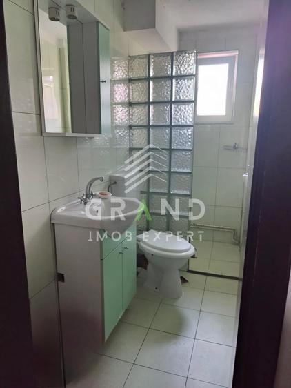 Apartament cu 2 camere semidecomandat, mobilat în Gheorgheni