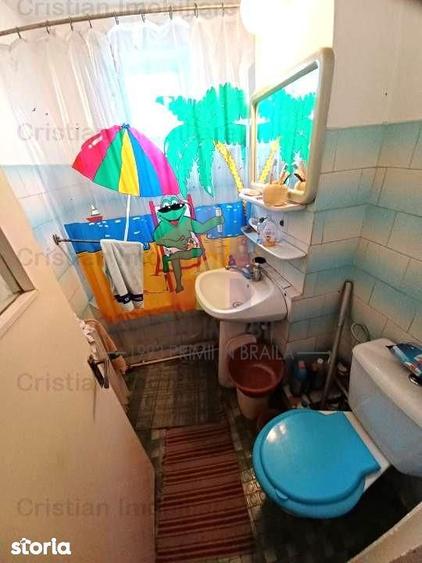 Apartament cu 4 camere decomandat în Central