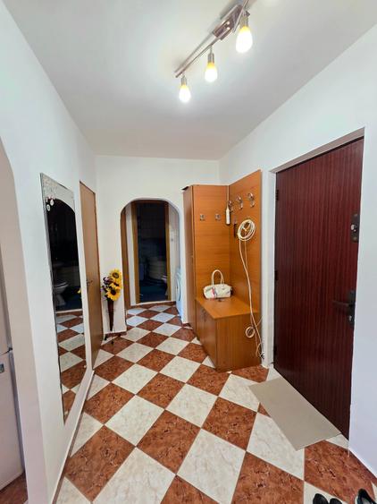 Apartament cu 2 camere decomandat în Brâncoveanu