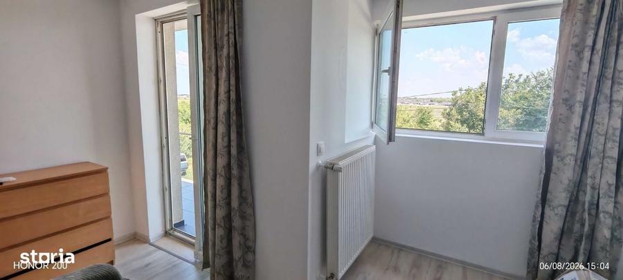 Casă cu 4 camere decomandat în Central