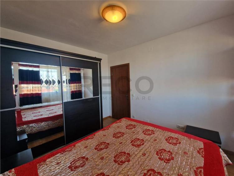 Apartament cu 3 camere decomandat în Nufărul