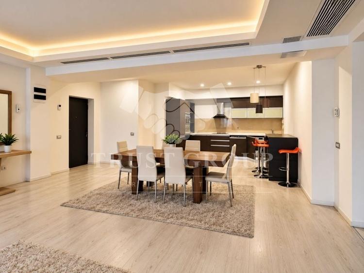 Apartament cu 3 camere semidecomandat, mobilat în Herăstrău