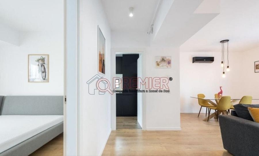 Apartament cu 2 camere decomandat în Apărătorii Patriei