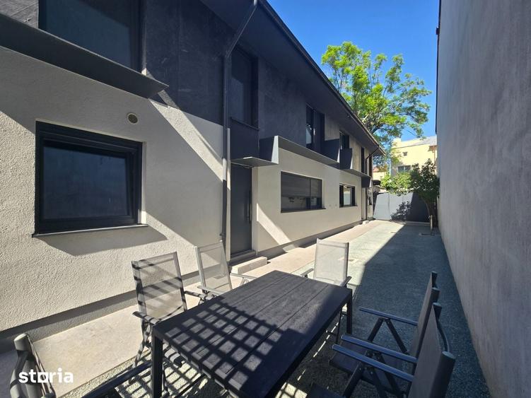Casă cu 6 camere cu Teren 200 Mp în Ștefan cel Mare
