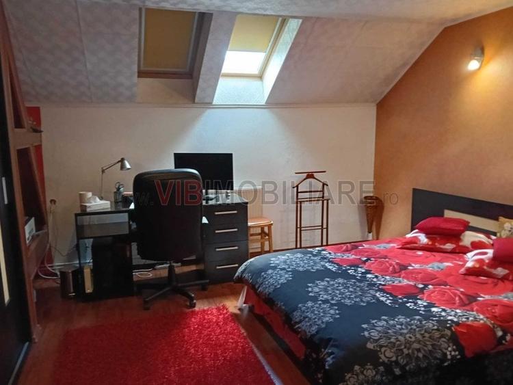 Duplex cu 5 camere cu Teren 327 Mp în Cetății