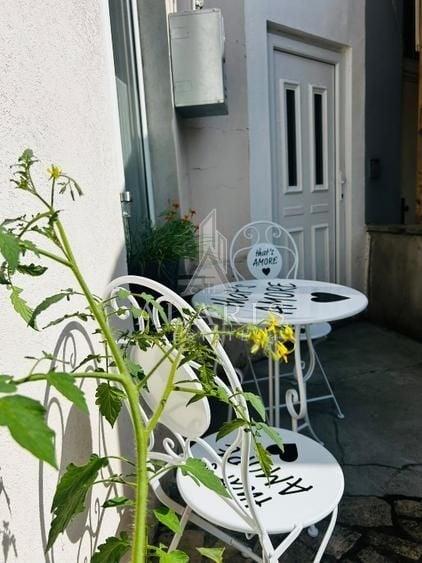 Apartament cu 4 camere decomandat, mobilat în Bălcescu