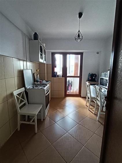 Apartament cu 2 camere decomandat în Obor