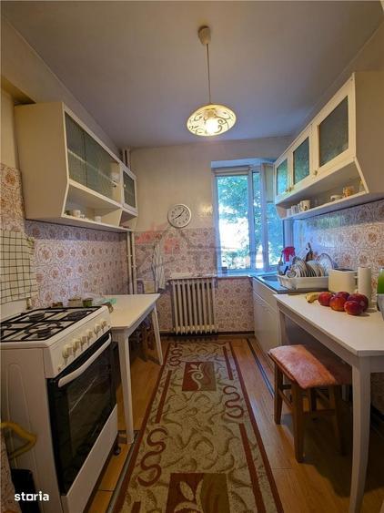 Apartament cu 3 camere în Tudor Vladimirescu