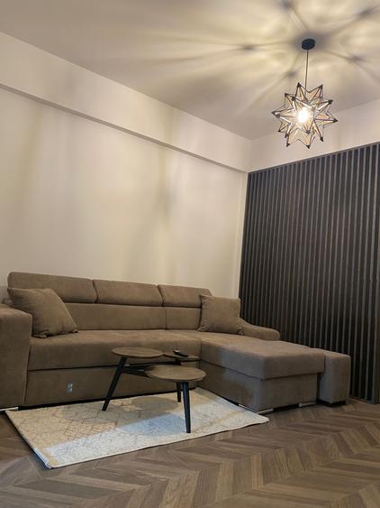 Apartament cu 2 camere semidecomandat în Palazu Mare