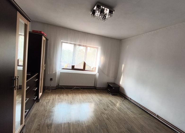 Casă cu 2 camere în Popești
