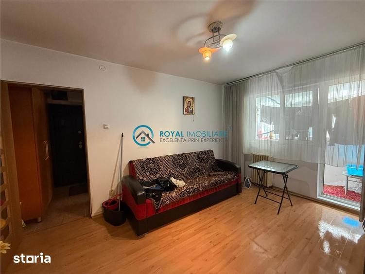 Royal Imobiliare - Vanzare Apartament zona Malu Rosu - 6