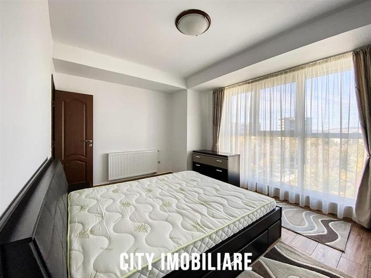 Apartament cu 3 camere semidecomandat, mobilat în Gheorgheni