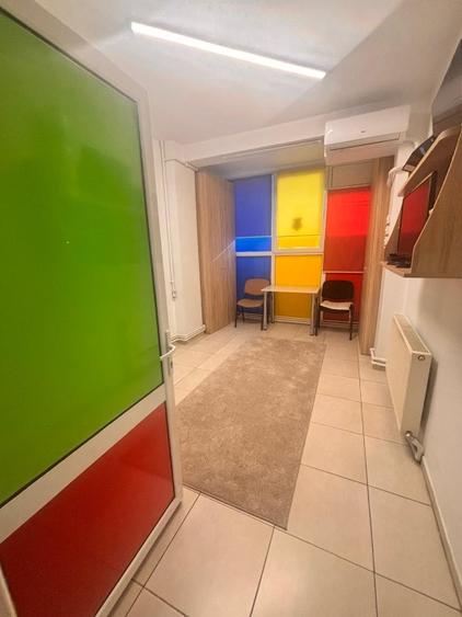 Casă individuală cu 5 camere cu Teren 180 Mp în Rahova
