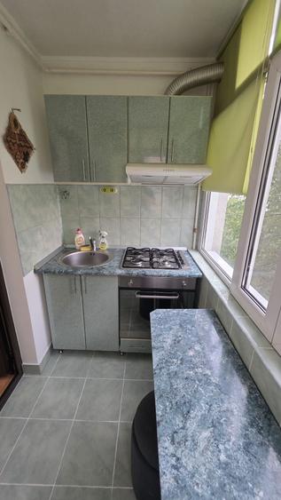 Apartament de inchiriat 2 camere decomandat Str.Sintezei. - 3