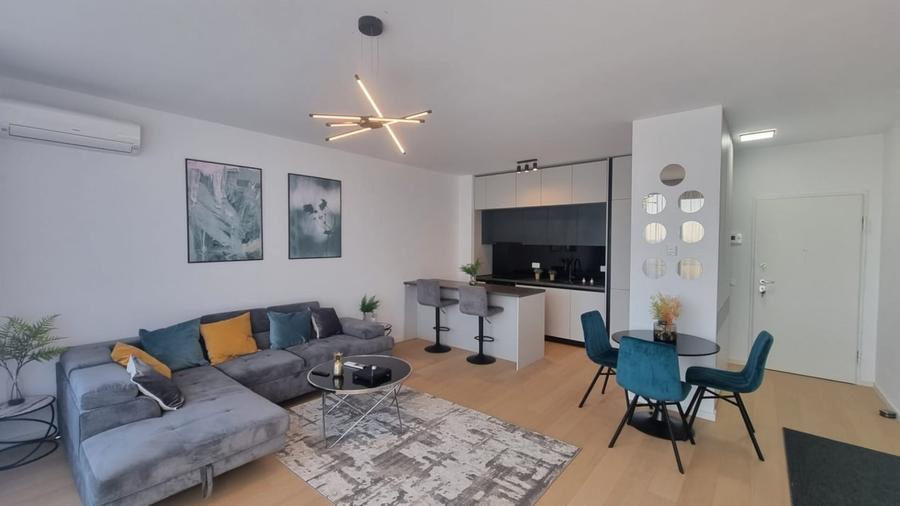 Apartament cu 2 camere decomandat în Băneasa