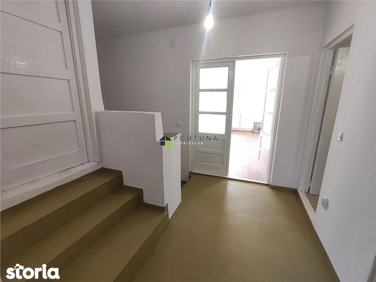 Casa singur in curte - Florilor - 10