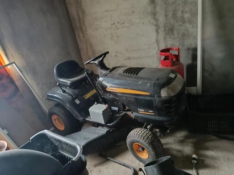 Casă cu Teren 1452 Mp în Mailat