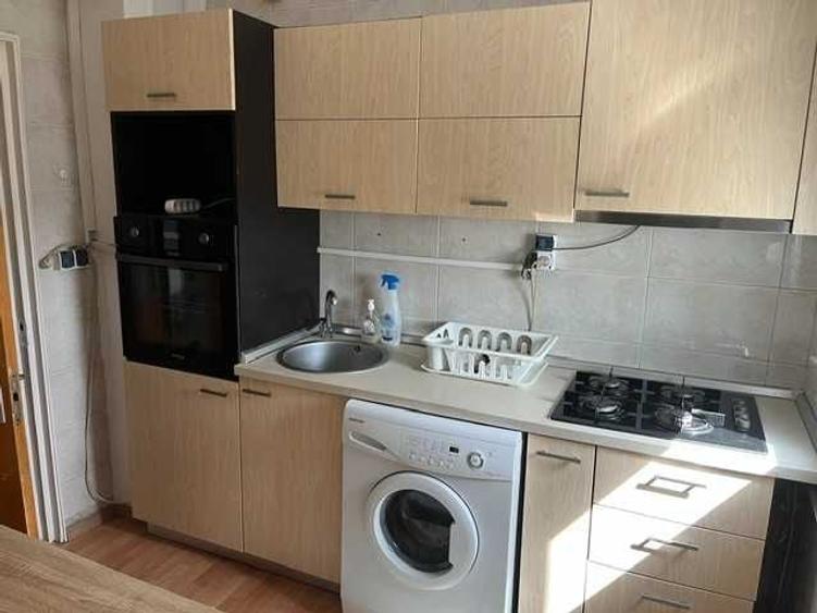 Apartament cu 2 camere decomandat în Dristor