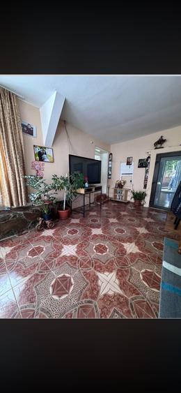 Casă cu 4 camere în Ațel