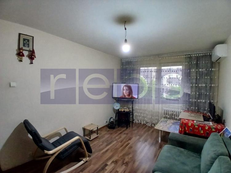 Apartament cu 3 camere, mobilat în Dristor