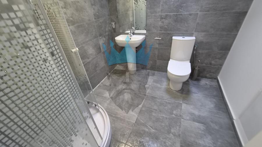 Casă individuală cu 5 camere cu Canalizare în Voluntari