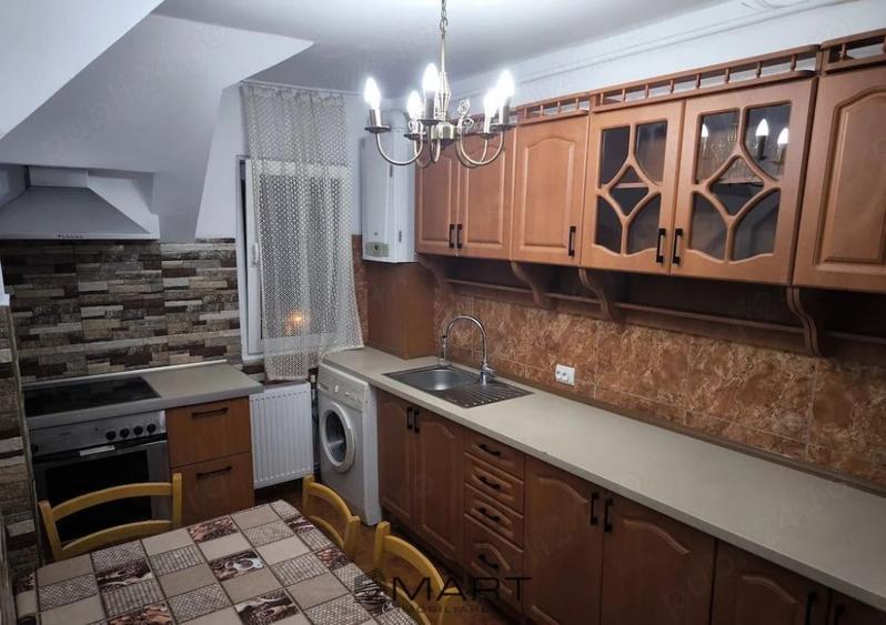Apartament cu 3 camere semidecomandat în Vasile Aaron
