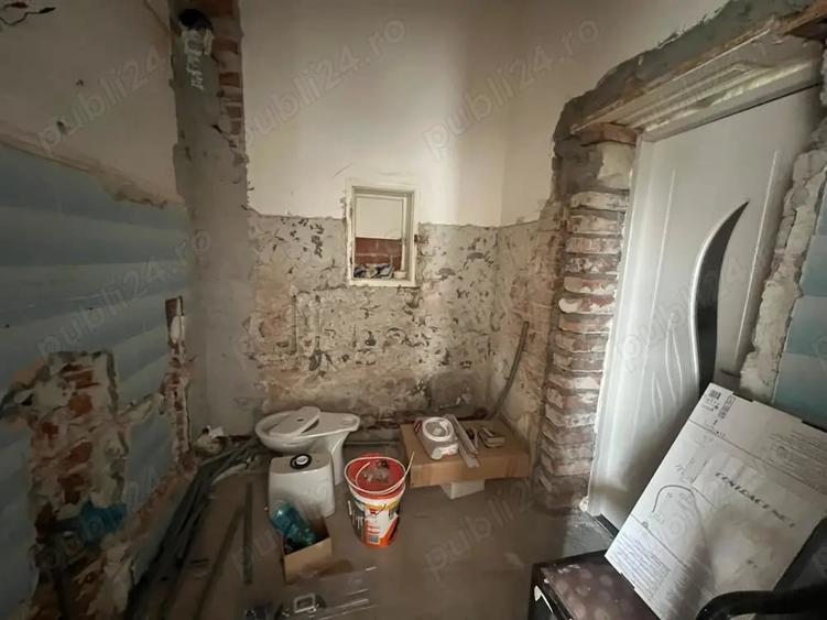 Casă cu 3 camere cu Teren 652 Mp în Pârneava