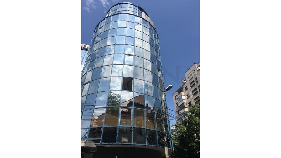Birou, de 2,530 mp, în P-ța Victoriei