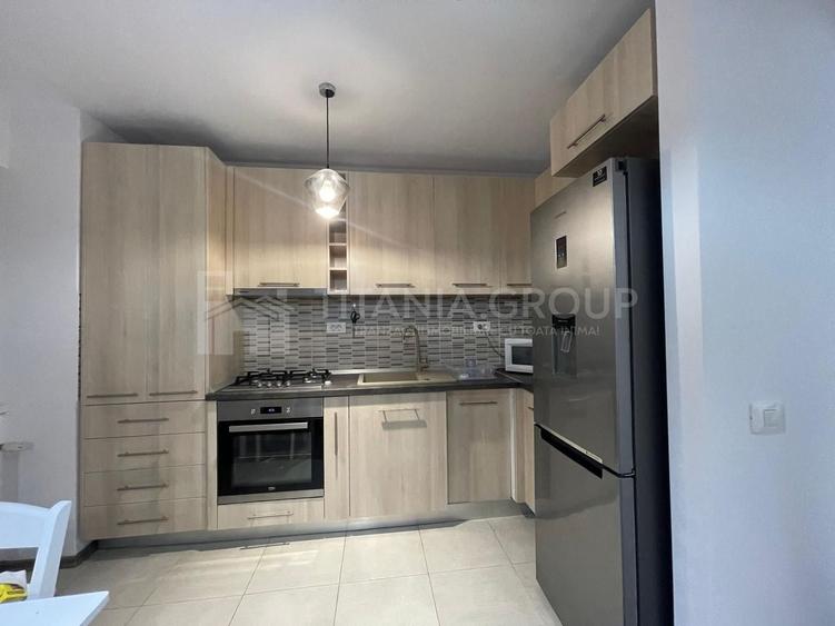 Apartament cu 2 camere semidecomandat în Tractorul