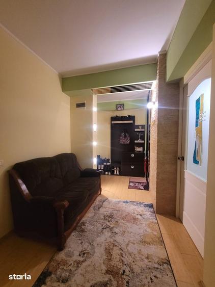 Apartament cu 2 camere decomandat, mobilat în Primo