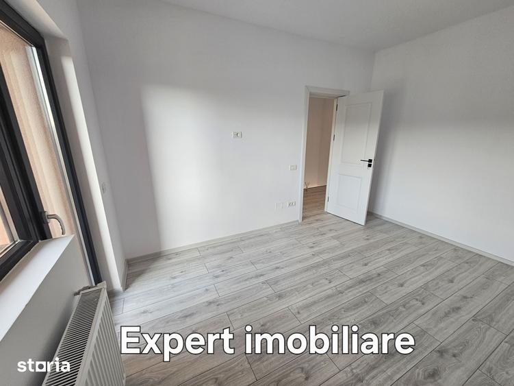 Casă cu 4 camere cu Teren 175 Mp în Moșoaia