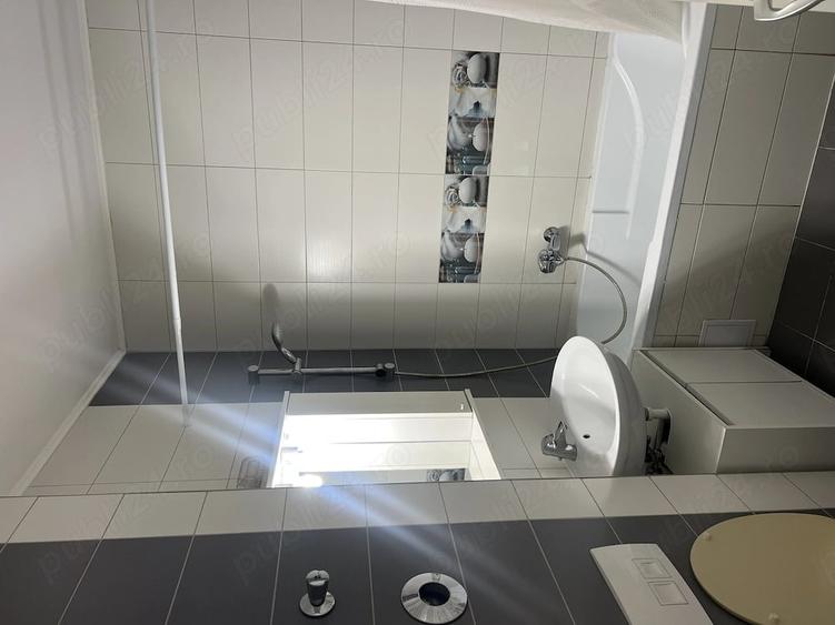 Apartament cu 3 camere decomandat în Șelimbăr