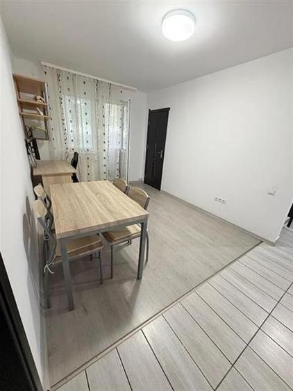 Apartament cu 2 camere semidecomandat, mobilat în Dâmbu Pietros