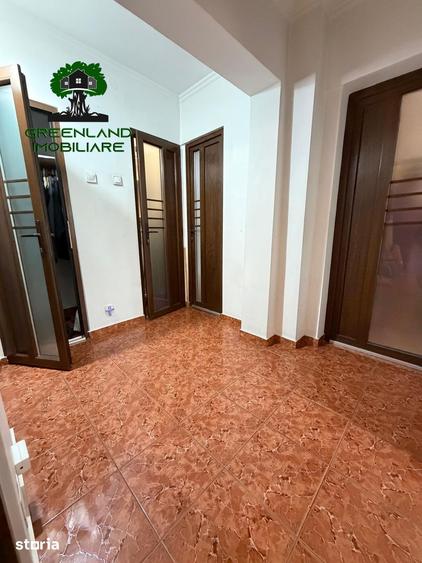 Apartament cu 2 camere decomandat în Mircea cel Bătrân
