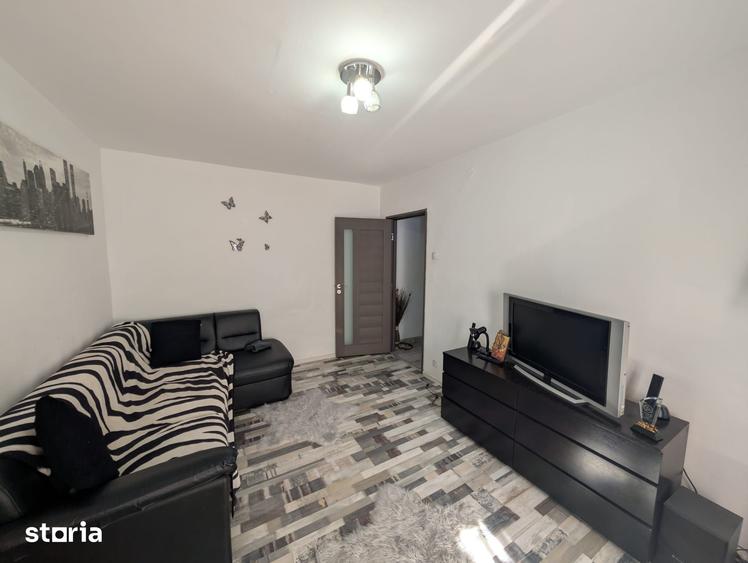 Apartament cu 2 camere semidecomandat în Vest