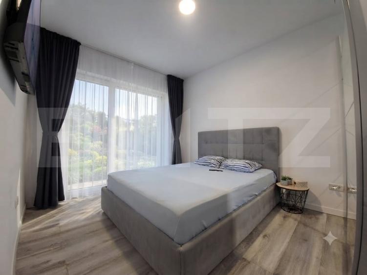 Duplex cu 4 camere cu Canalizare în Plopi