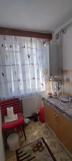 Garsonieră decomandată în Central