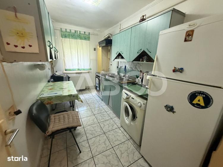 Apartament cu 2 camere decomandat în Central