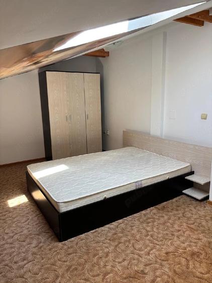 Apartament cu 2 camere semidecomandat în Tractorul