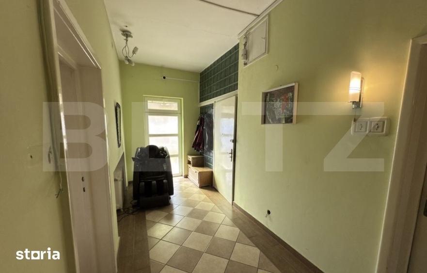 Apartament cu 5 camere în Central