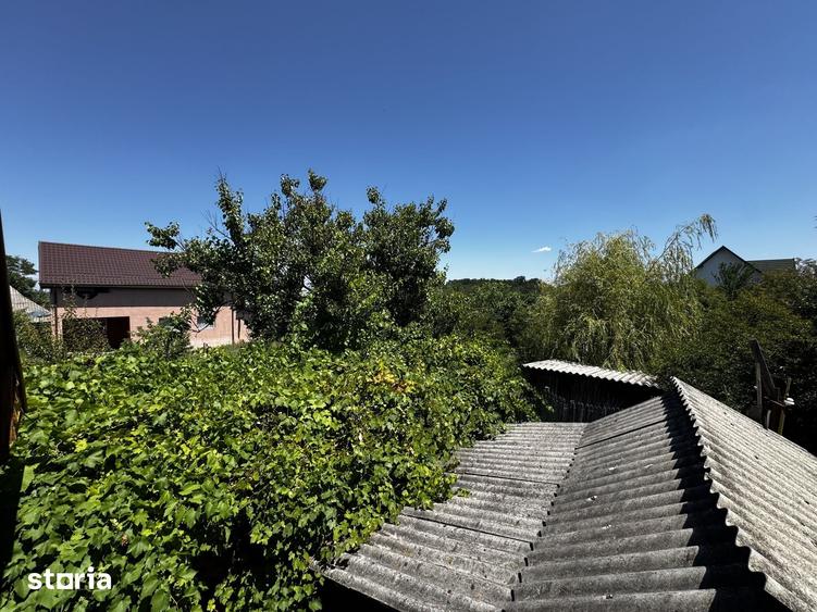 Casă cu 2 camere cu Teren 1580 Mp în Central