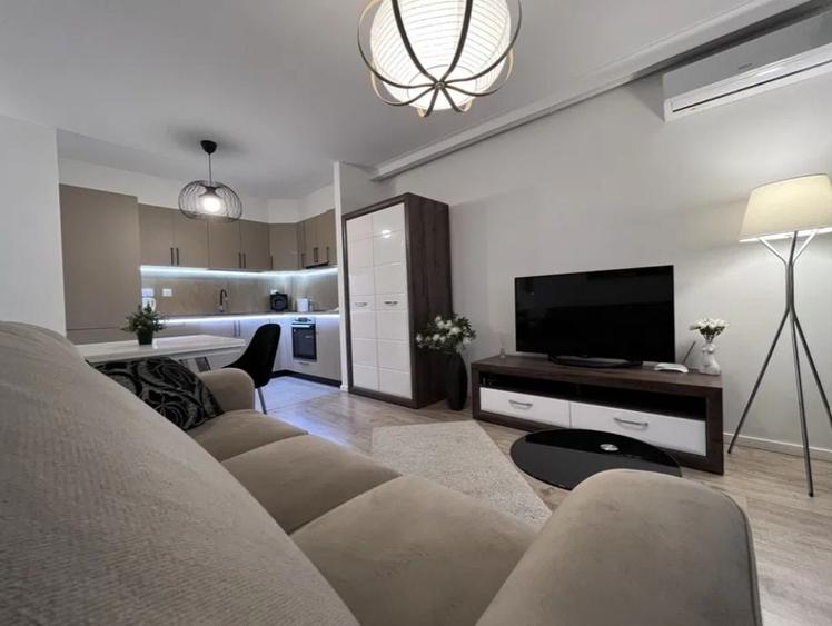 Apartament cu 2 camere decomandat, mobilat în Pipera